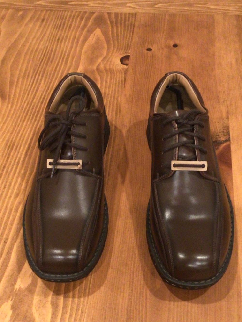 Dockers Men's Dark Brown Leather Lace-Up Oxfords. M 9.5 Wide